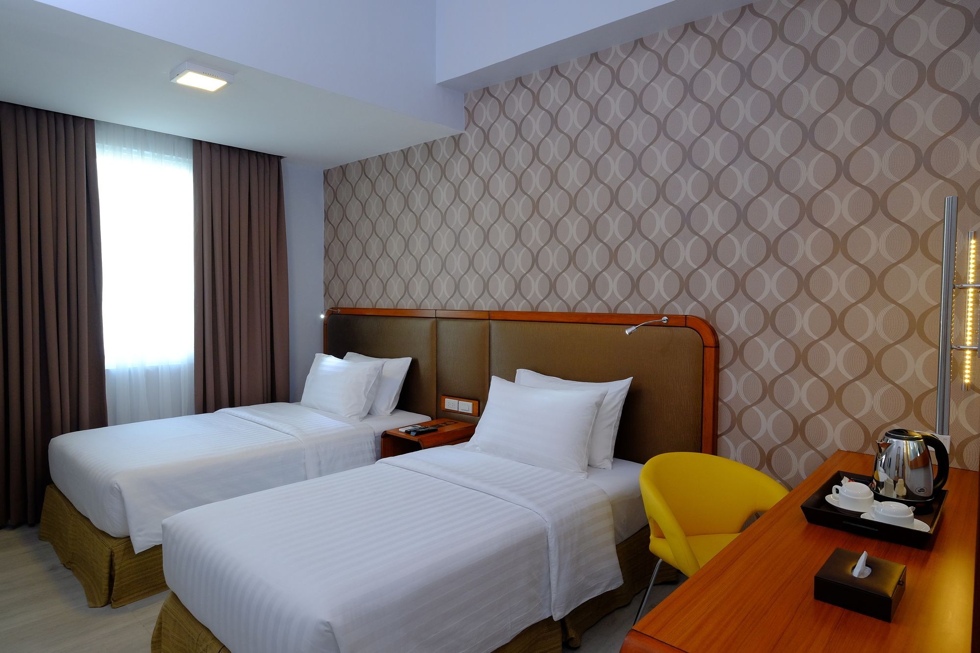 One Central Hotel & Suites Cebu Bagian luar foto